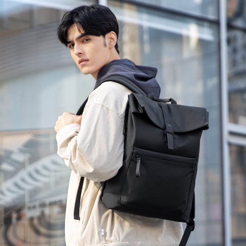 Trendy: Leather Casual Multilayer Storage Backpack