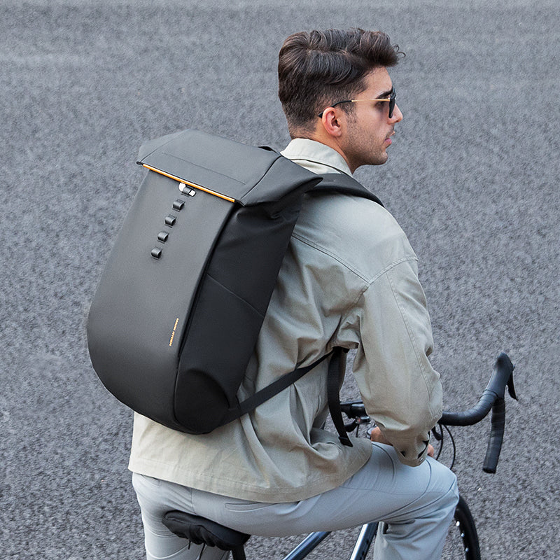 Unique Design: 180° Closure Large Capacity Switchable Multi-functional Backpack 28L