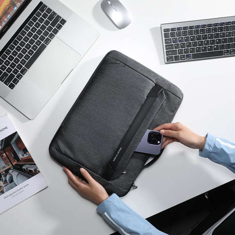 Partner: Business Simple laptop case